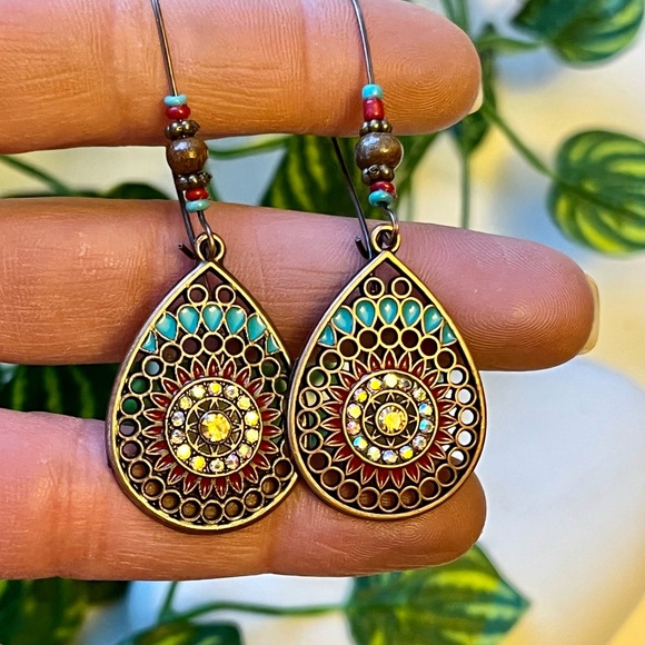 Sparkling Aurora Borealis Stones Inside Bronze Boho Chic Earrings - Picture 5 of 5